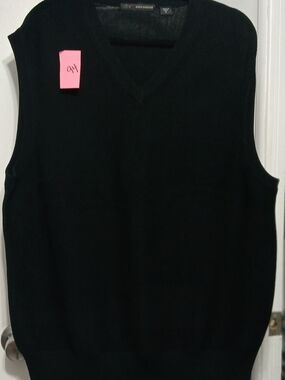 Greg Norman Collection Men's Black V-Neck Sweater Vest
